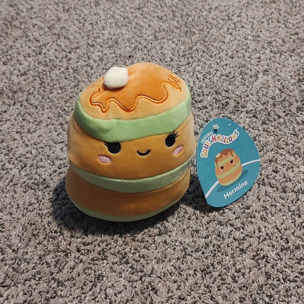 NWT Scented Squishmallow Hermine